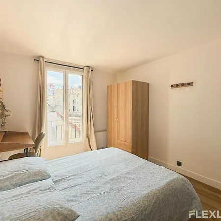 Charming 16m In 20 With Shared Terrace