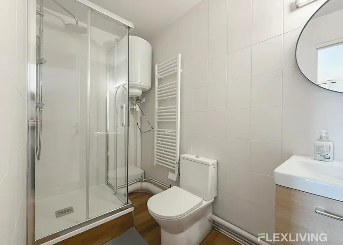 Апартаменты Charming 16m In 20 With Shared Terrace Париж